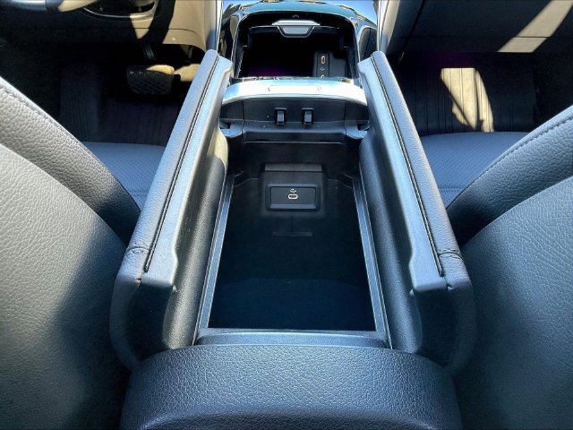 Used 2026 Mercedes-Benz GLC 300 4MATIC image 18