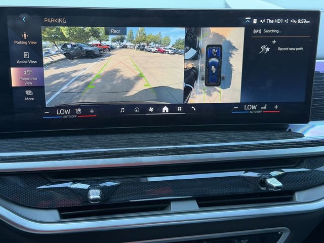 Used 2025 BMW X7 xDrive40i w/ M Sport Package AWD/4WD image 18