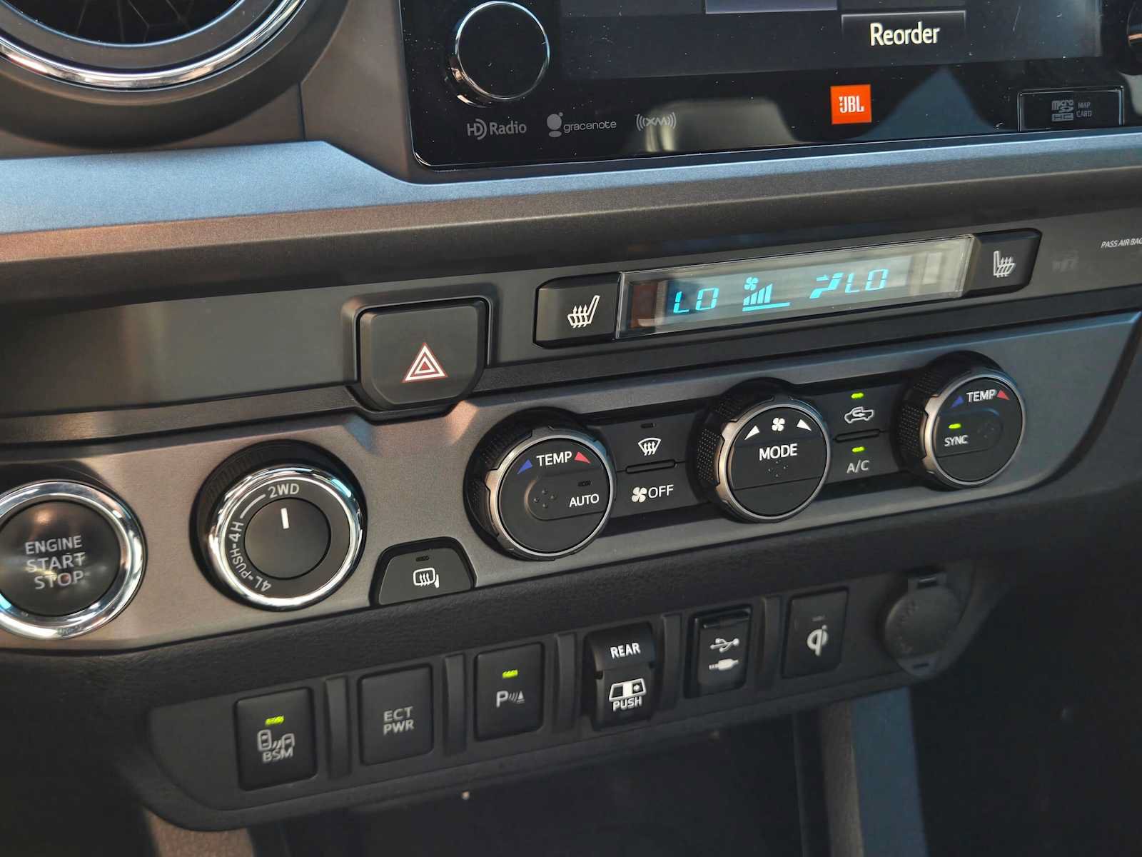 Used 2019 Toyota Tacoma TRD Pro AWD/4WD image 32