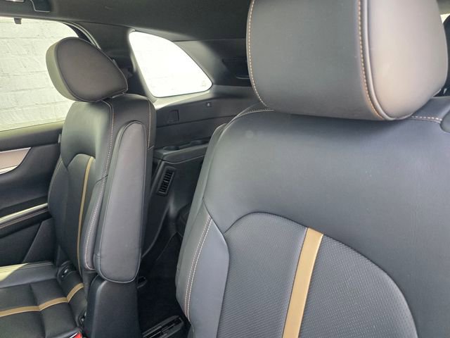 Used 2024 MAZDA CX-90 Plug-In Hybrid w/ Premium Plus image 10