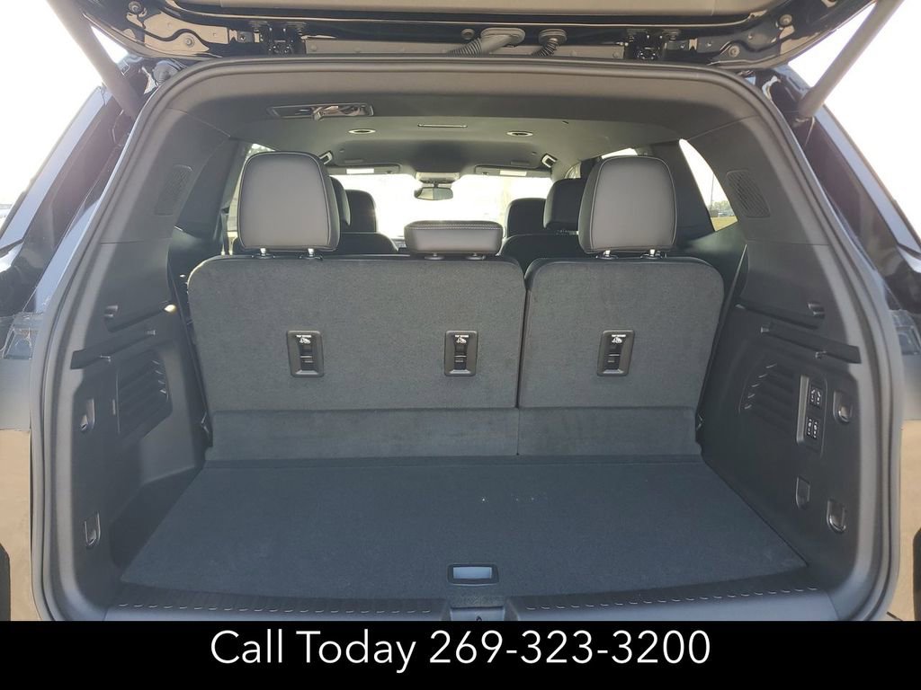 New 2025 Buick Enclave Preferred w/ Power Package image 27