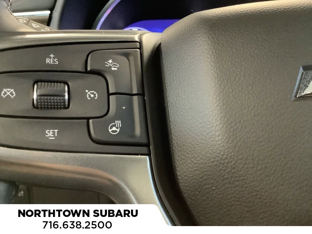 Used 2023 Chevrolet Tahoe Premier AWD/4WD image 13