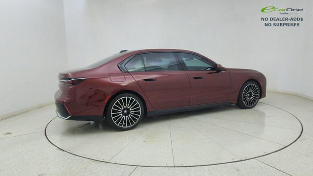 Used 2025 BMW 740i xDrive AWD/4WD image 64