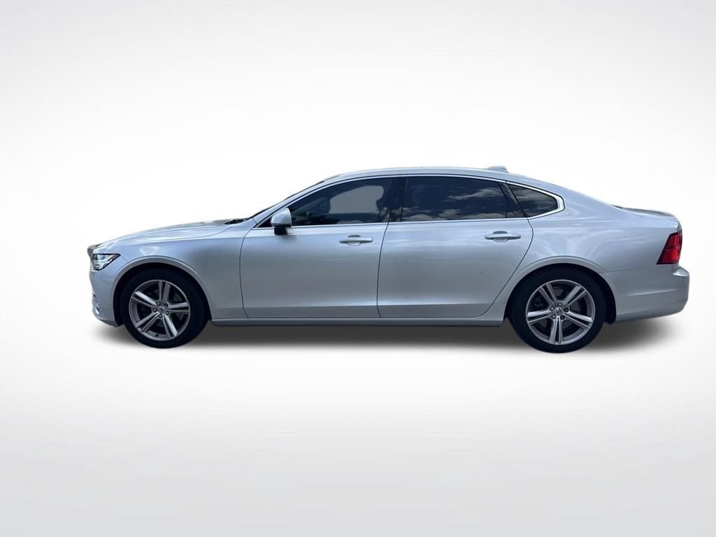 Used 2018 Volvo S90 T5 Momentum FWD image 8