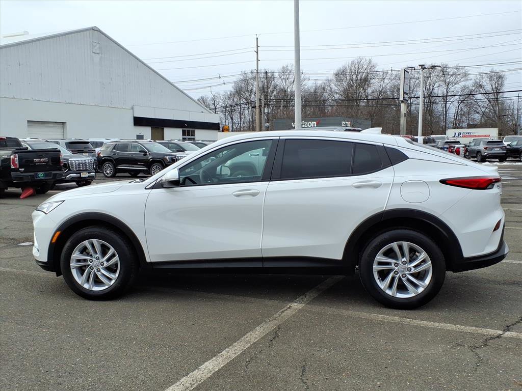 Used 2024 Buick Envista Preferred image 4