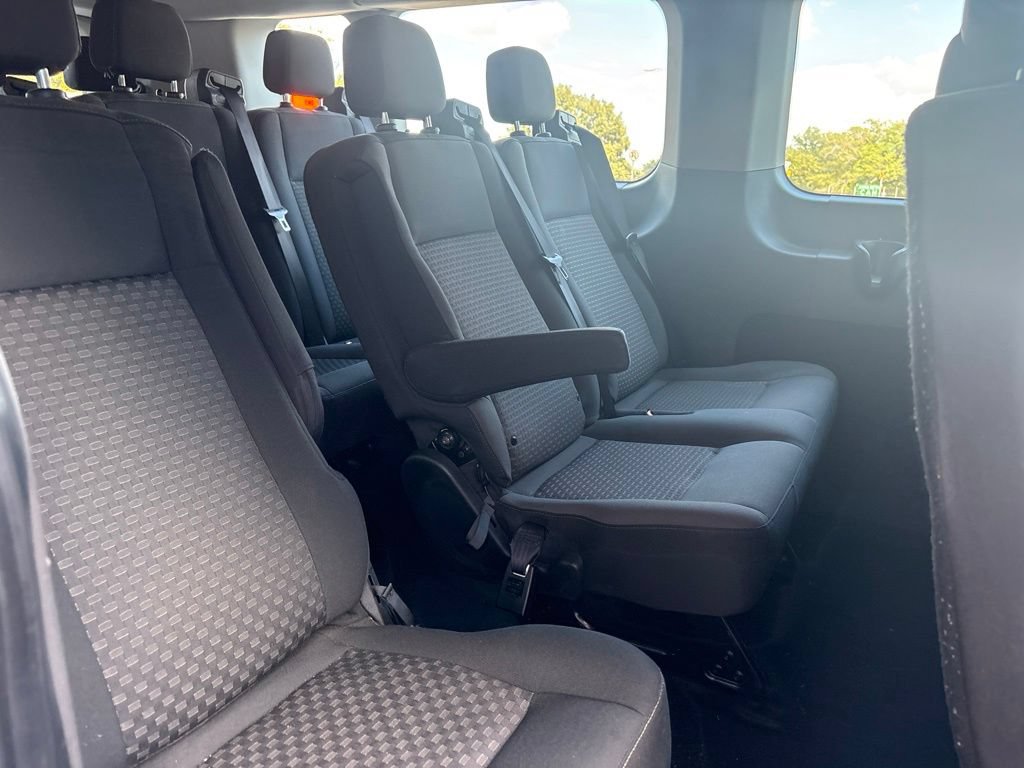 Used 2023 Ford Transit 350 XLT RWD image 21