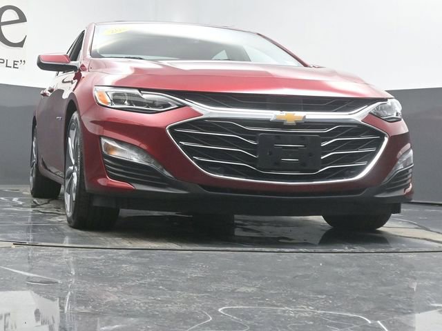 Used 2024 Chevrolet Malibu LT image 3