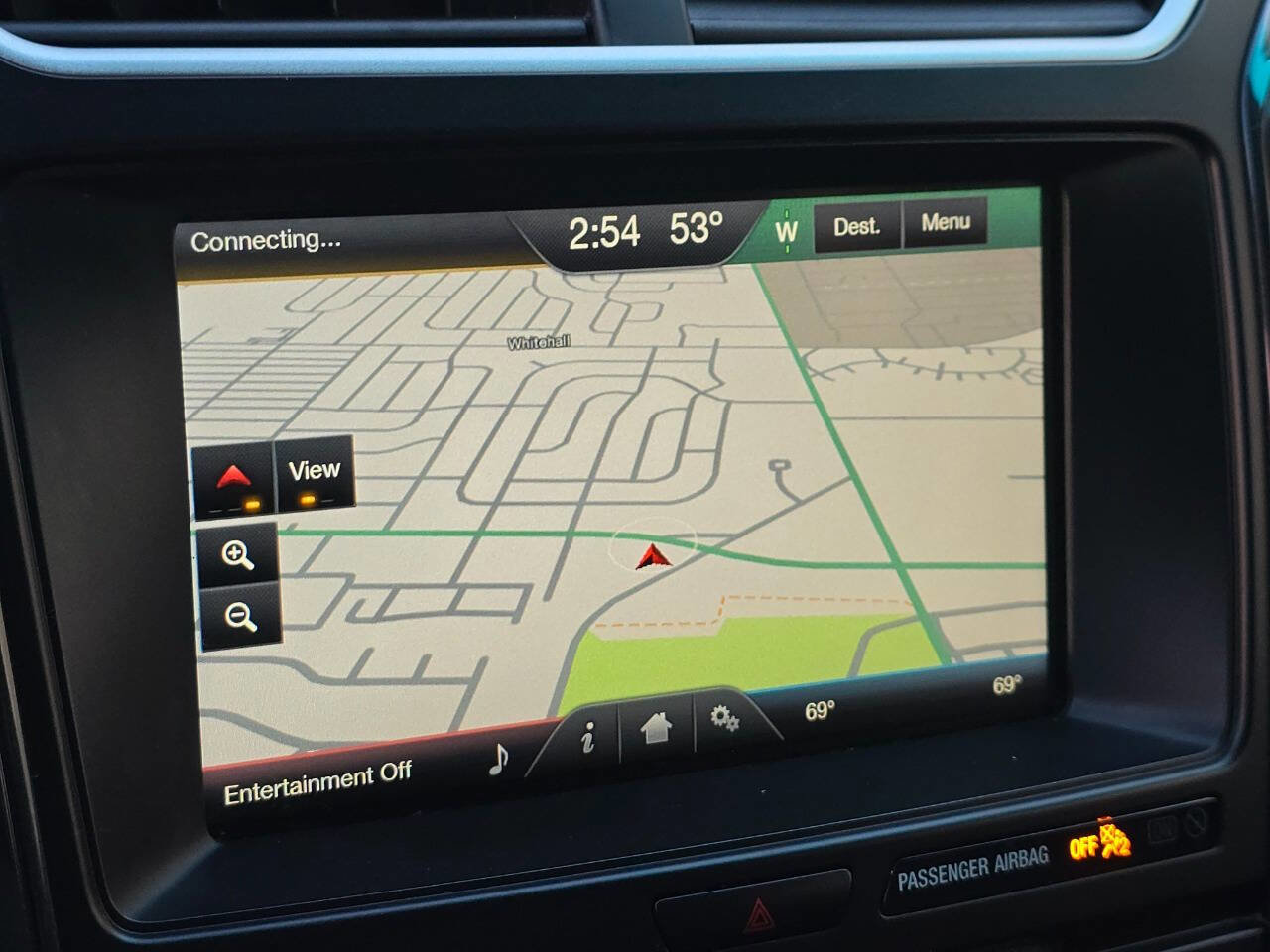 Used 2016 Ford Explorer XLT w/ Equipment Group 202A image 3