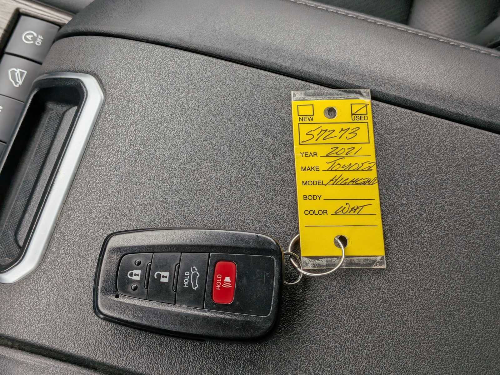 Used 2021 Toyota Highlander Limited image 36