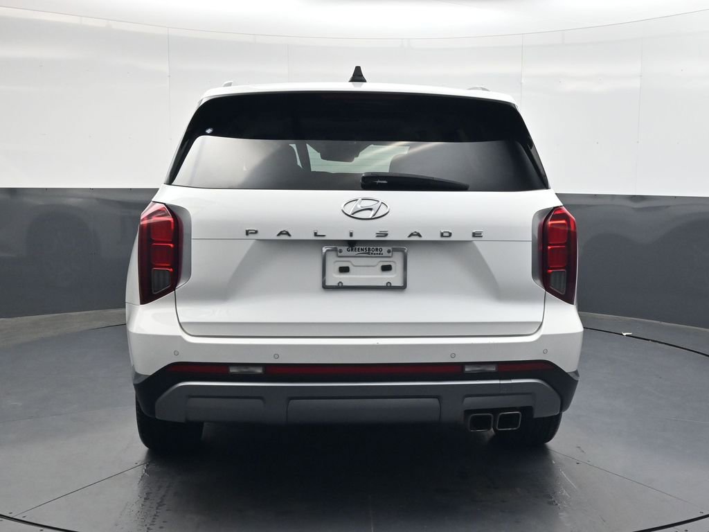 Used 2024 Hyundai Palisade Limited image 5