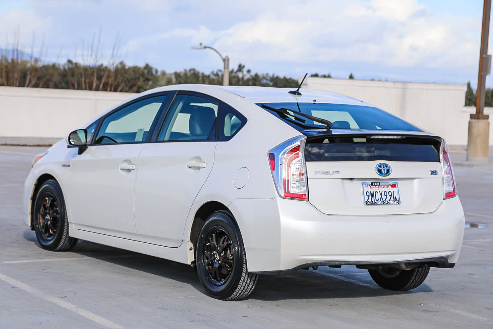 Used 2015 Toyota Prius Four image 7