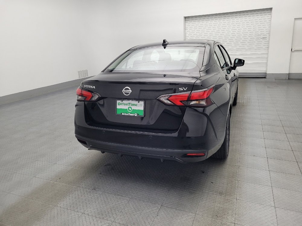 Used 2021 Nissan Versa SV image 7