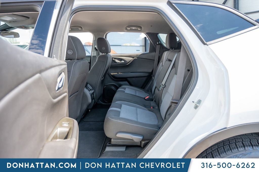 Used 2025 Chevrolet Blazer LT AWD/4WD image 21