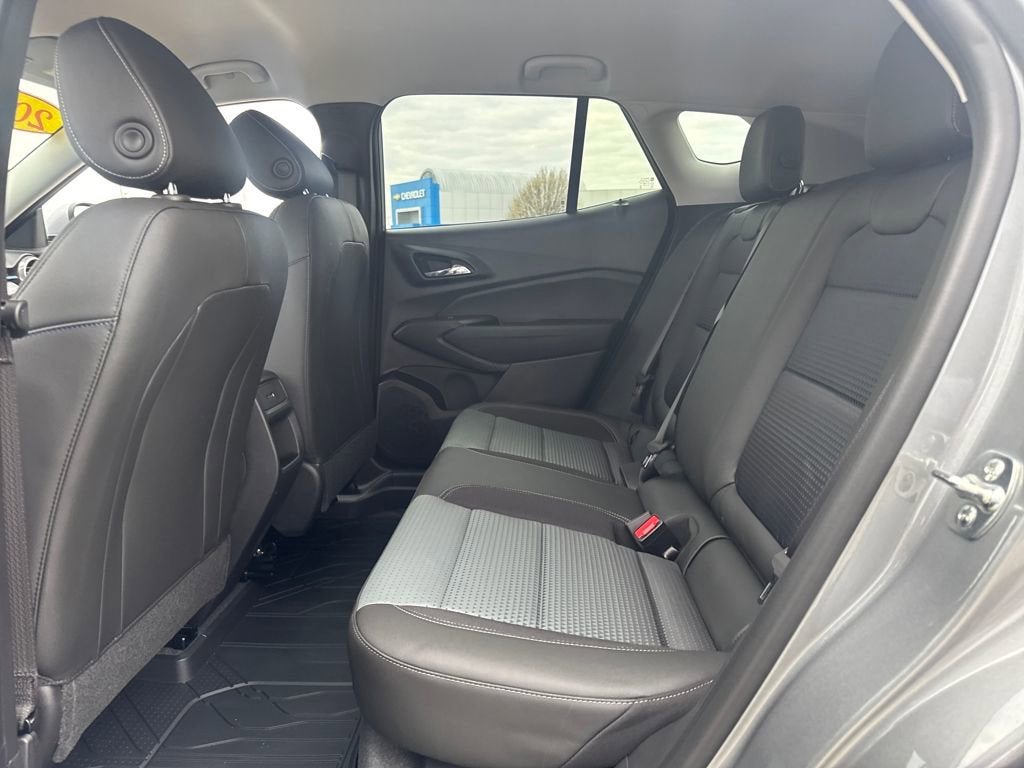 New 2026 Chevrolet Trax LT w/ Driver Confidence Package FWD image 14