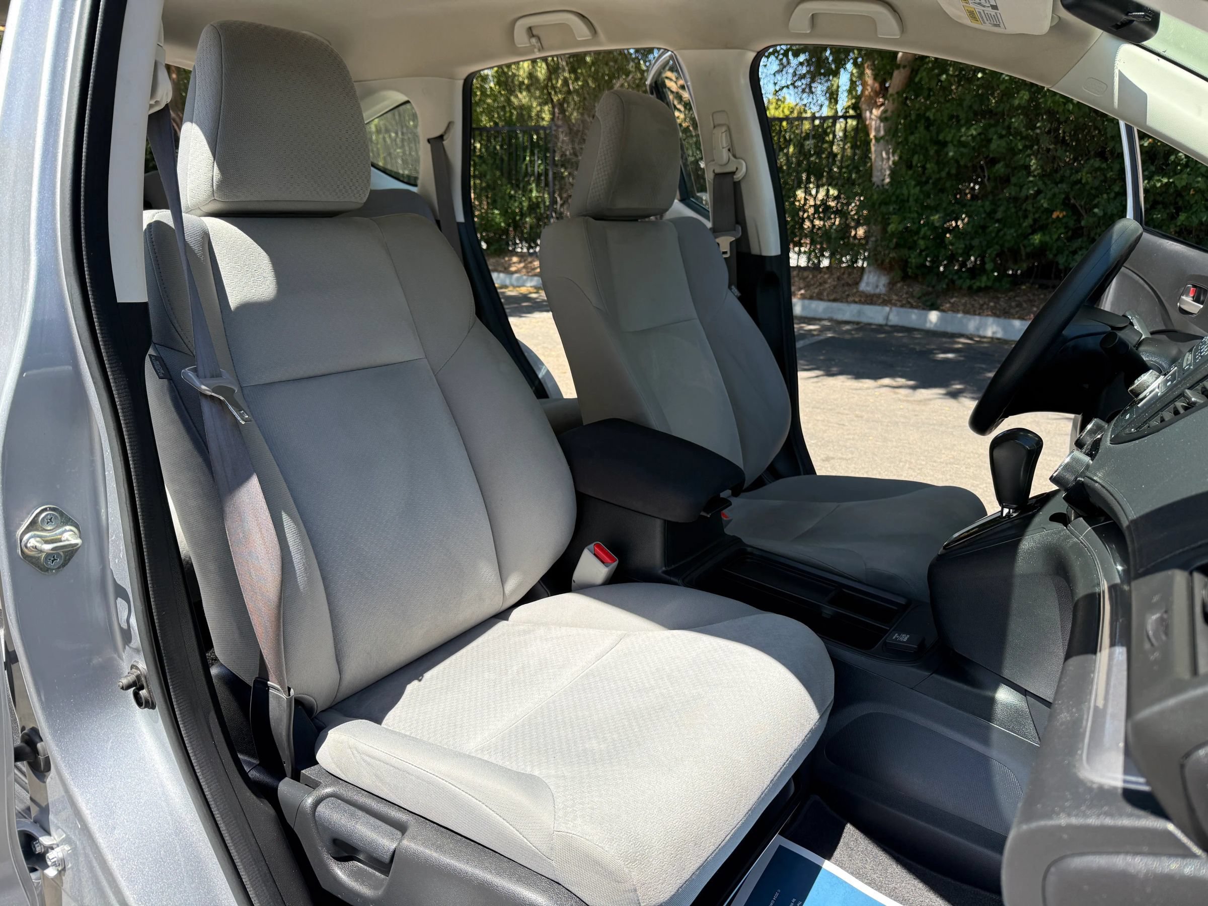 Used 2015 Honda CR-V LX image 14