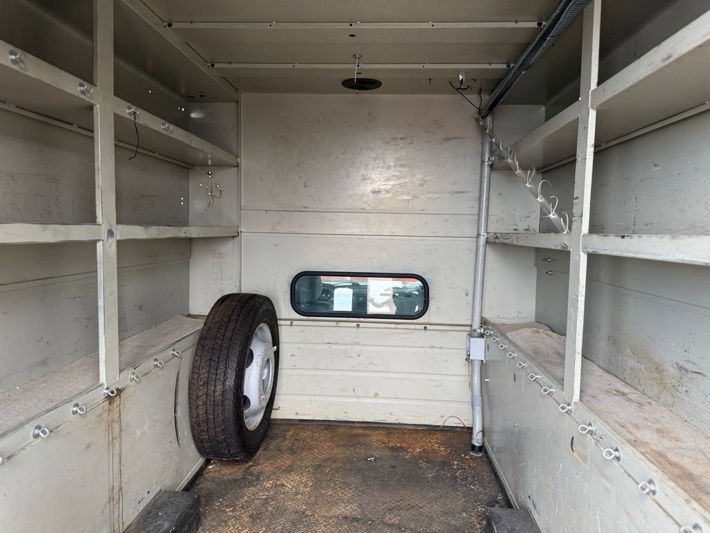 Used 2011 Ford F550 4x4 SuperCab Super Duty w/ PWR Equipment Group image 33