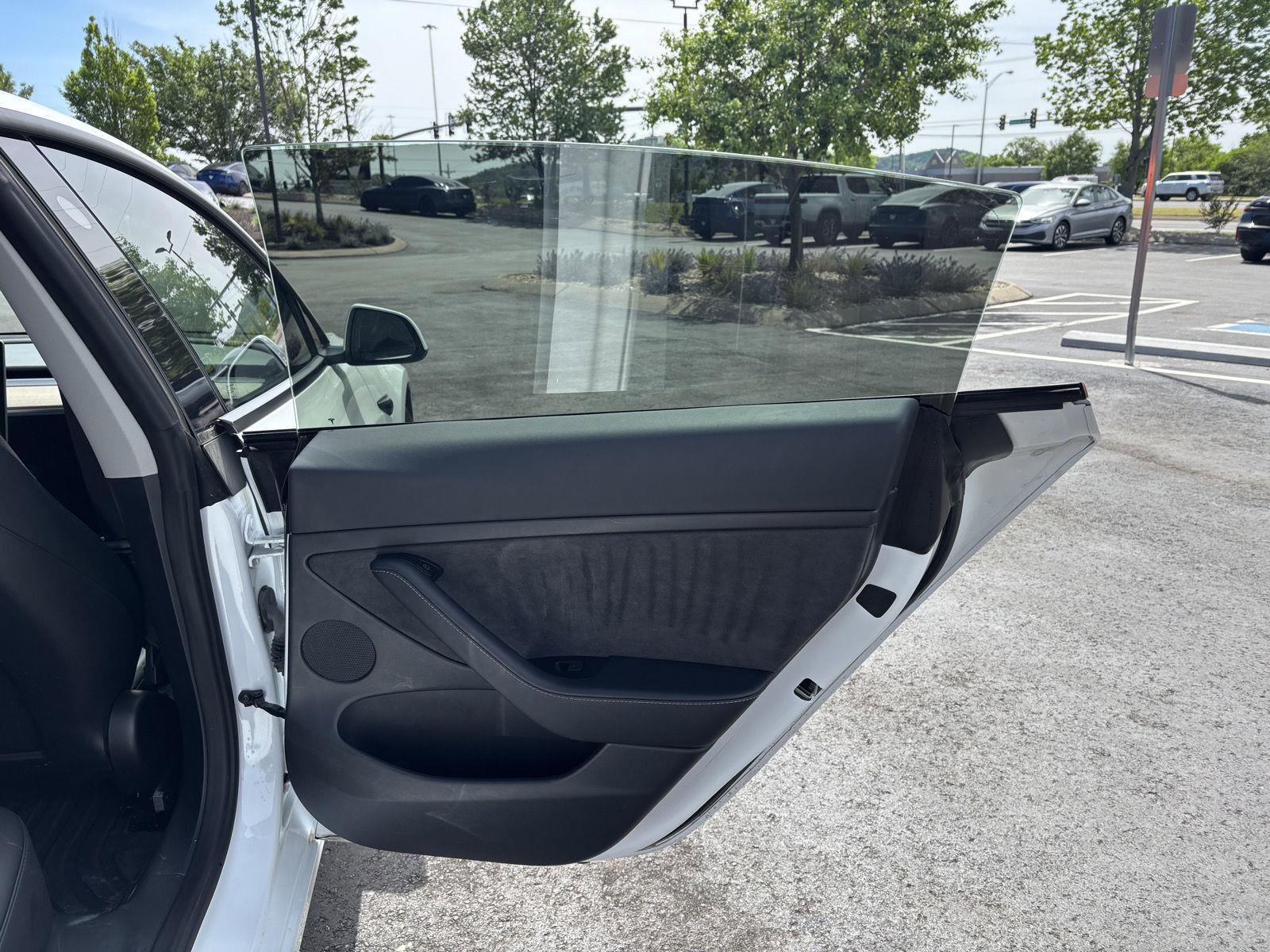 Used 2023 Tesla Model 3 Standard Range RWD image 11