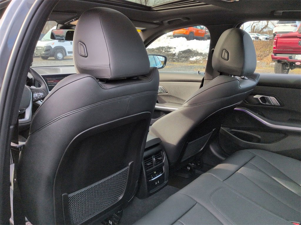 Used 2021 BMW 330i xDrive Sedan w/ Convenience Package image 20