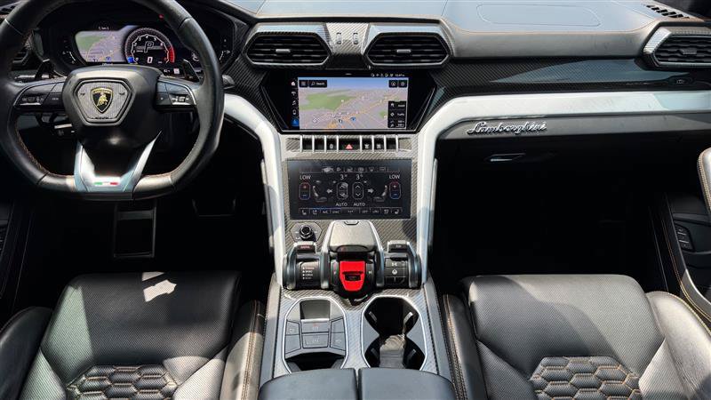 Used 2020 Lamborghini Urus AWD/4WD image 36
