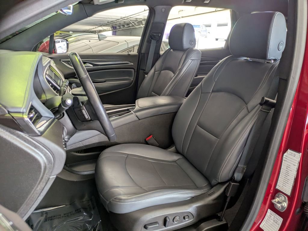 Used 2024 Buick Enclave Premium image 23