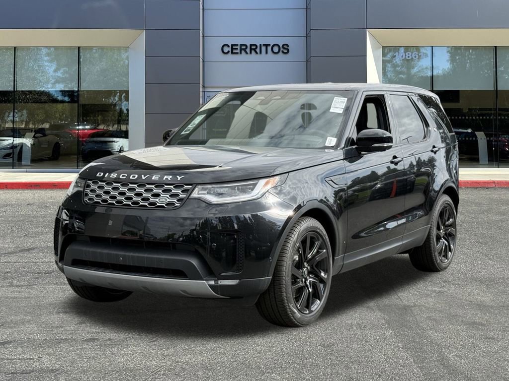 New 2025 Land Rover Discovery S image 2
