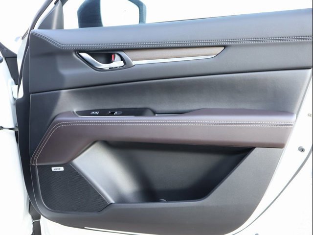 New 2025 MAZDA CX-5 Signature image 9