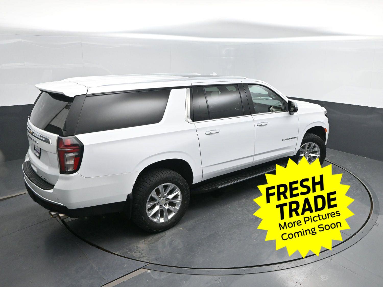 Used 2021 Chevrolet Suburban Premier w/ Premium Package image 44
