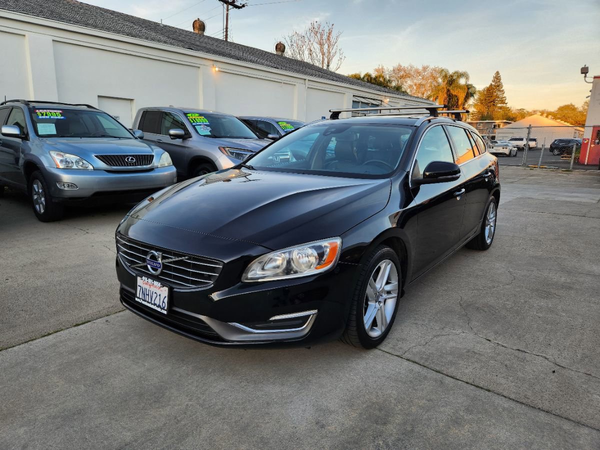 Used 2015 Volvo V60 T5 Premier image 2