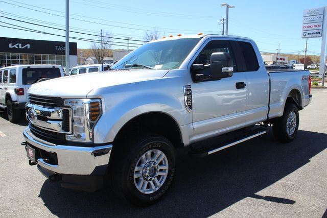 Used 2019 Ford F250 XL w/ STX Appearance Package AWD/4WD image 2