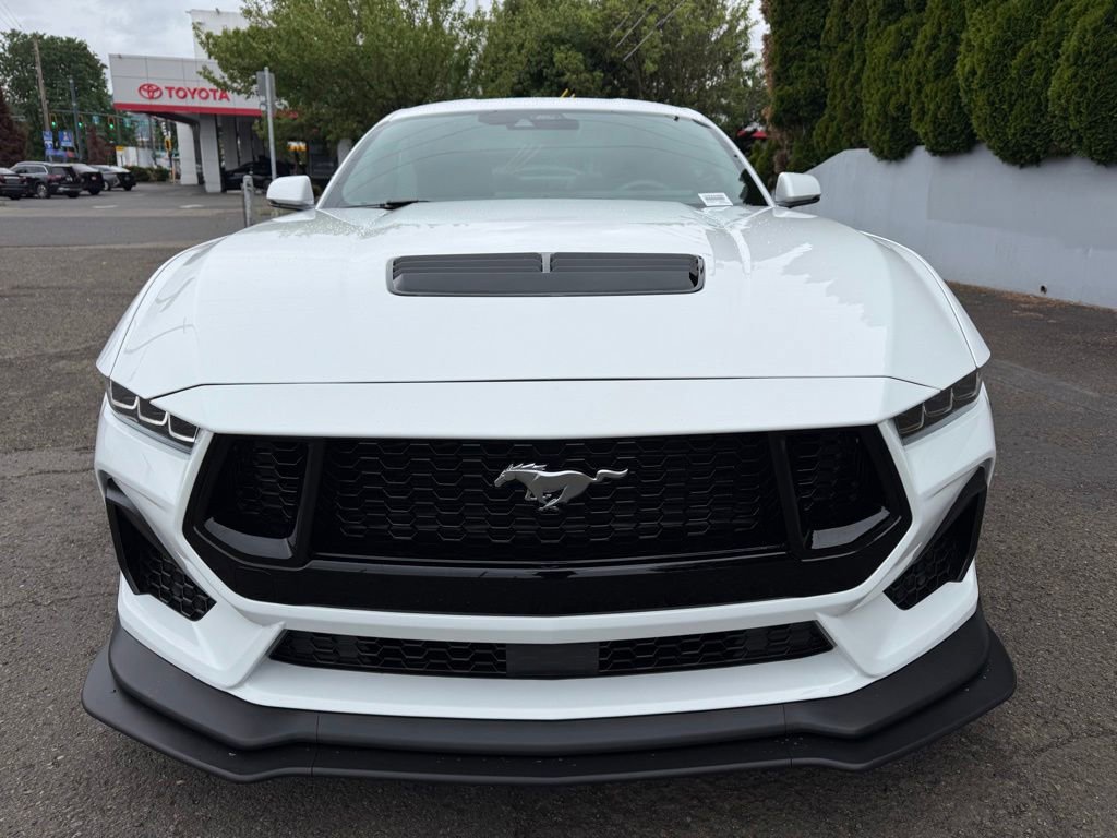 Used 2024 Ford Mustang GT Premium RWD image 3