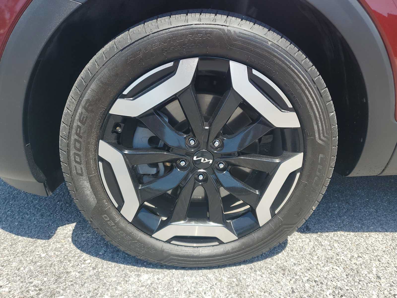 Used 2024 Kia Telluride S w/ S Sunroof Package FWD image 11