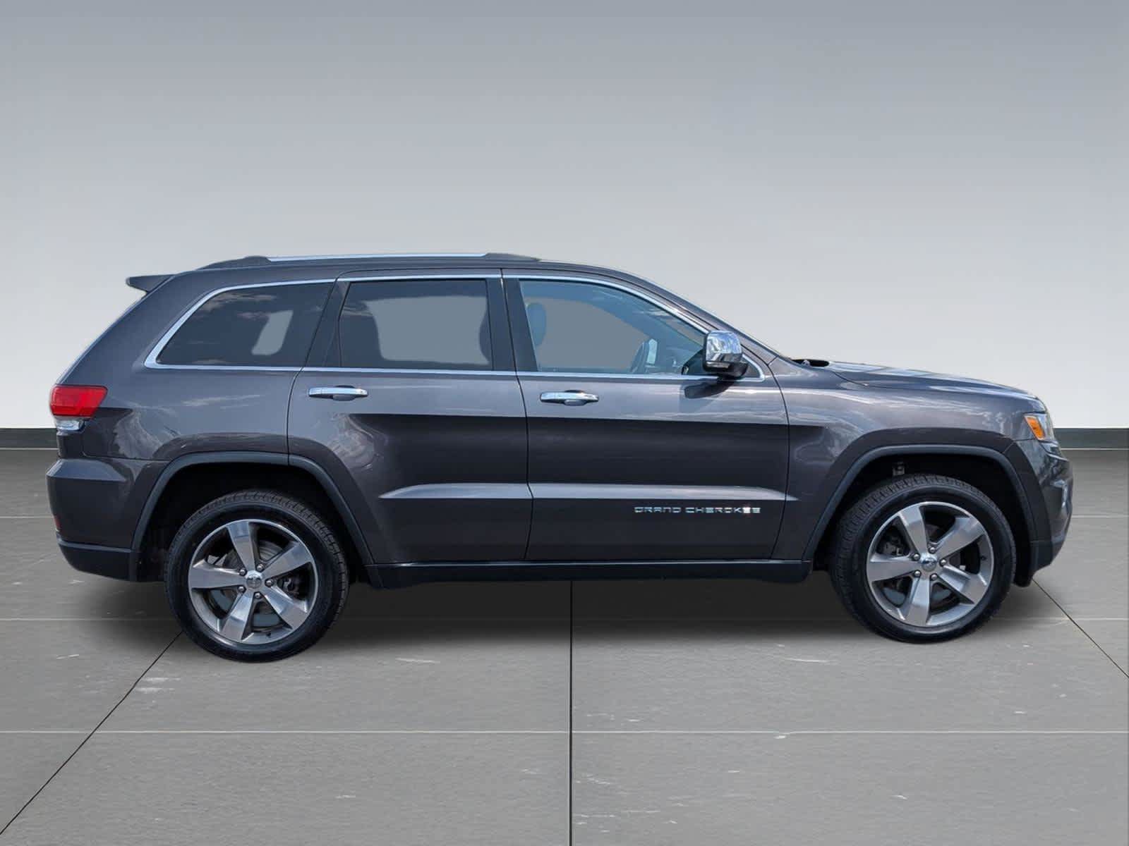 Used 2016 Jeep Grand Cherokee Limited AWD/4WD image 6