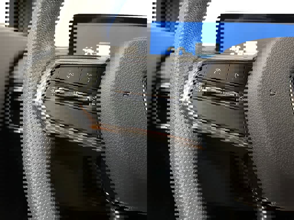 New 2025 Honda Prologue EX image 18