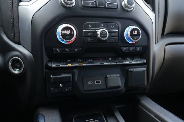 Used 2022 GMC Sierra 1500 SLT AWD/4WD image 16