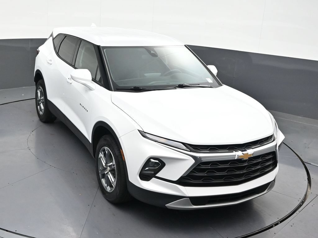 Used 2024 Chevrolet Blazer LT FWD image 26