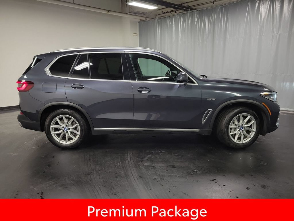 Used 2022 BMW X5 xDrive45e w/ Climate Comfort Package AWD/4WD image 9