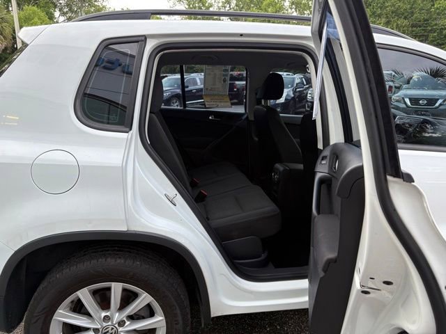 Used 2018 Volkswagen Tiguan Limited w/ Premium Package FWD image 27