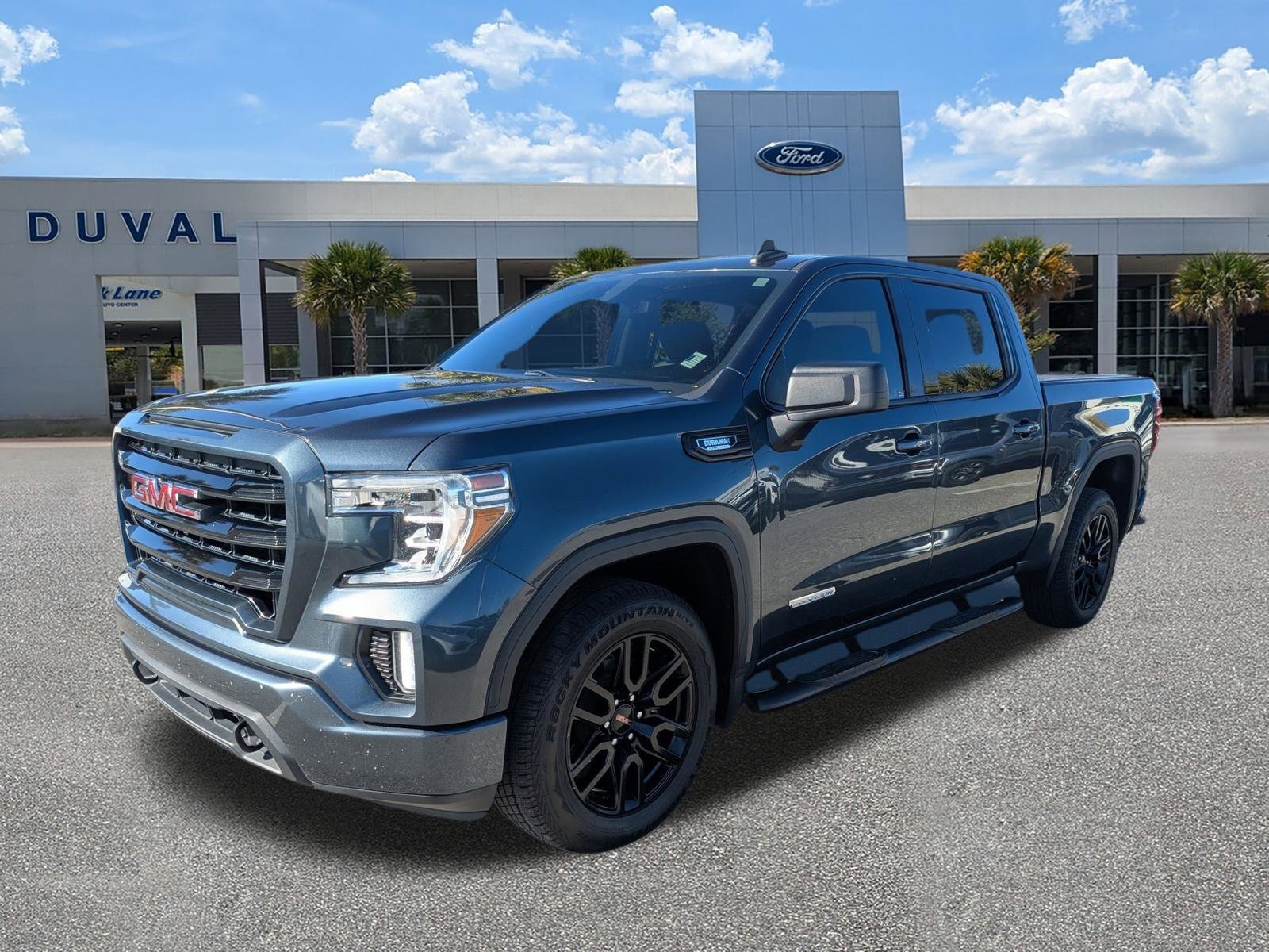 Used 2020 GMC Sierra 1500 Elevation w/ Elevation Value Package image 8