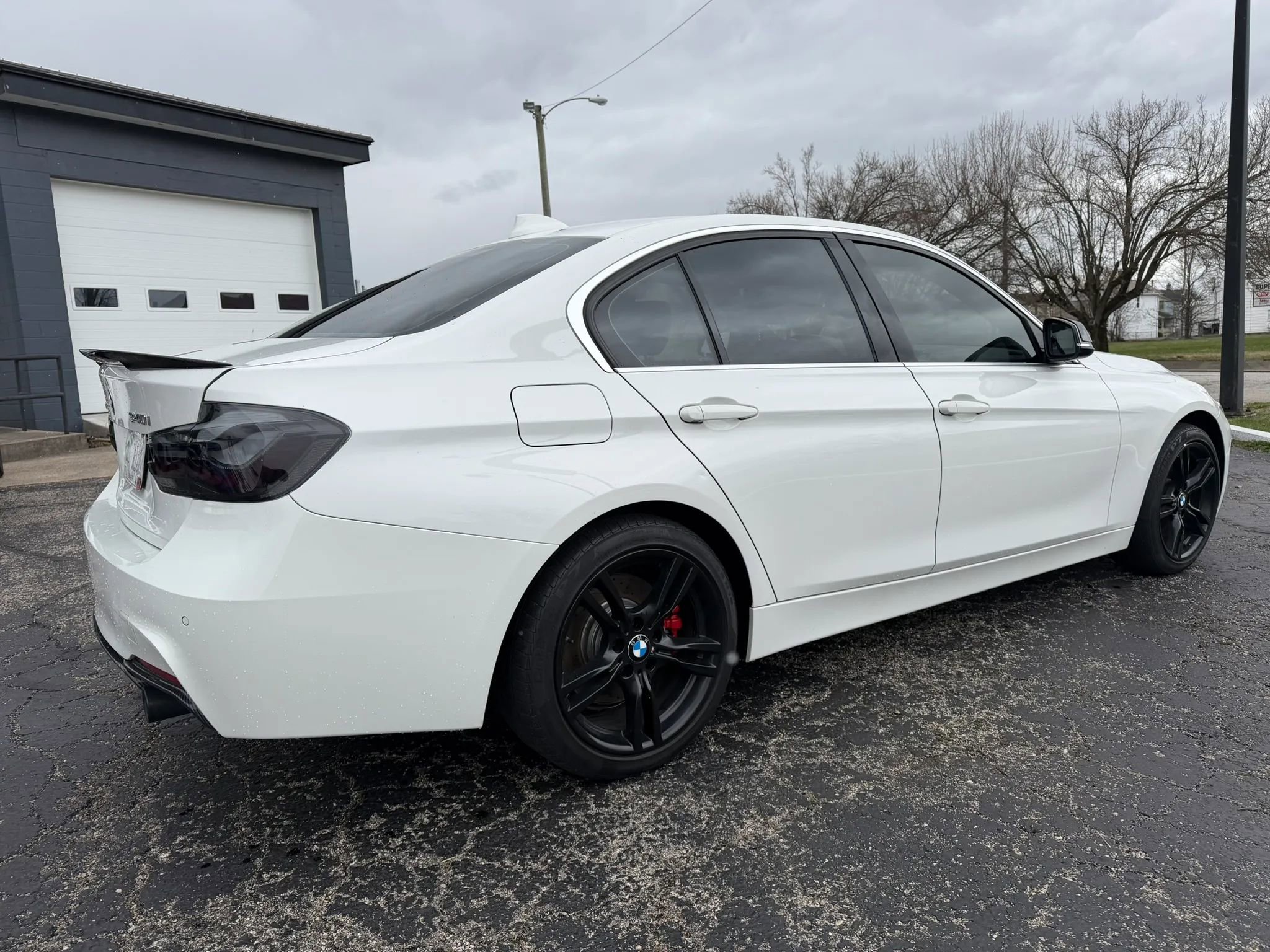 Used 2016 BMW 340i xDrive 340i xDrive Sedan 4D image 9
