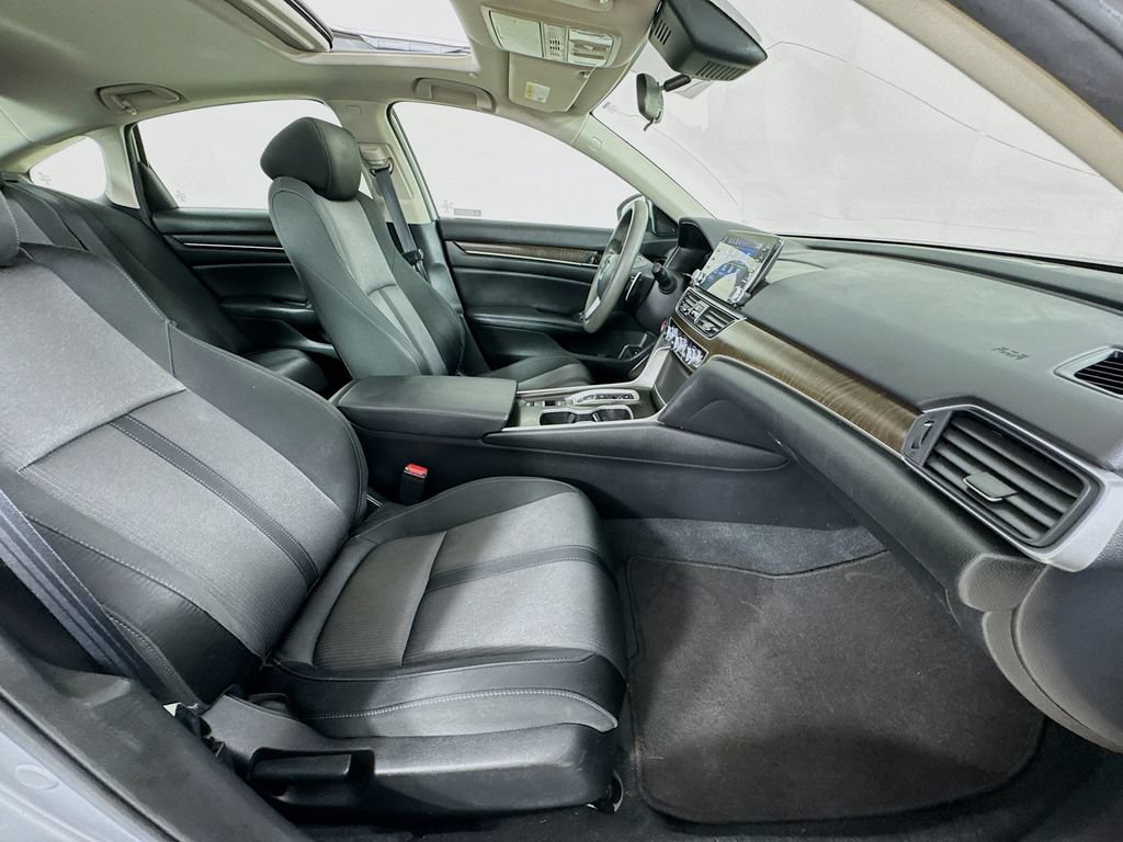 Certified 2021 Honda Accord EX image 34