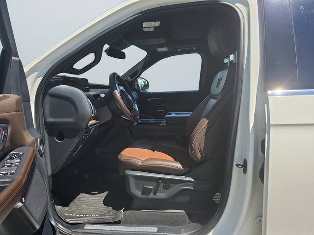 Used 2025 Ford Expedition Max King Ranch AWD/4WD image 9