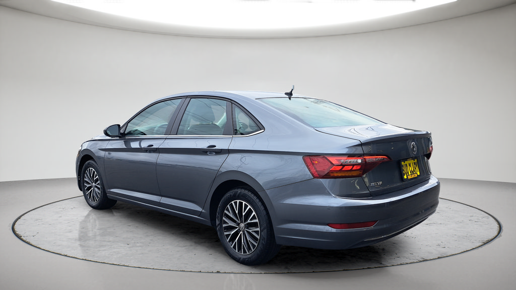 Used 2019 Volkswagen Jetta SE FWD image 3