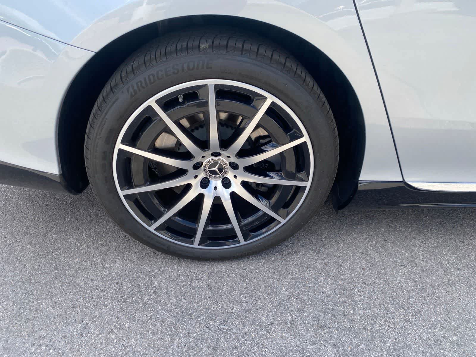Used 2023 Mercedes-Benz EQS 580 4MATIC Sedan image 6