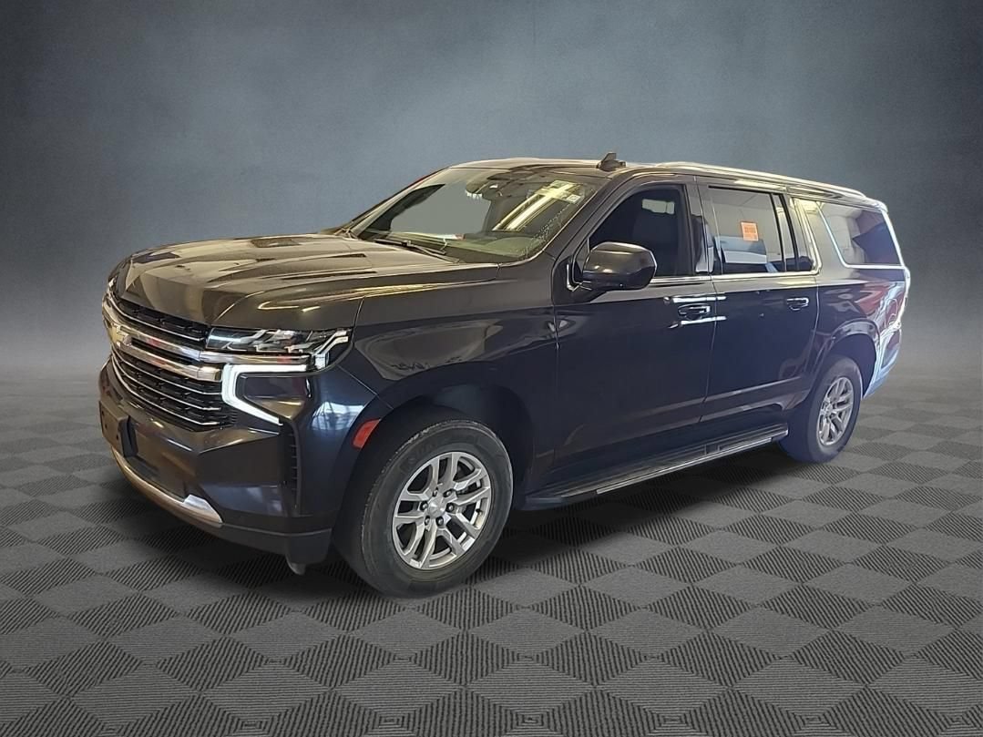 Used 2022 Chevrolet Suburban LT AWD/4WD image 3