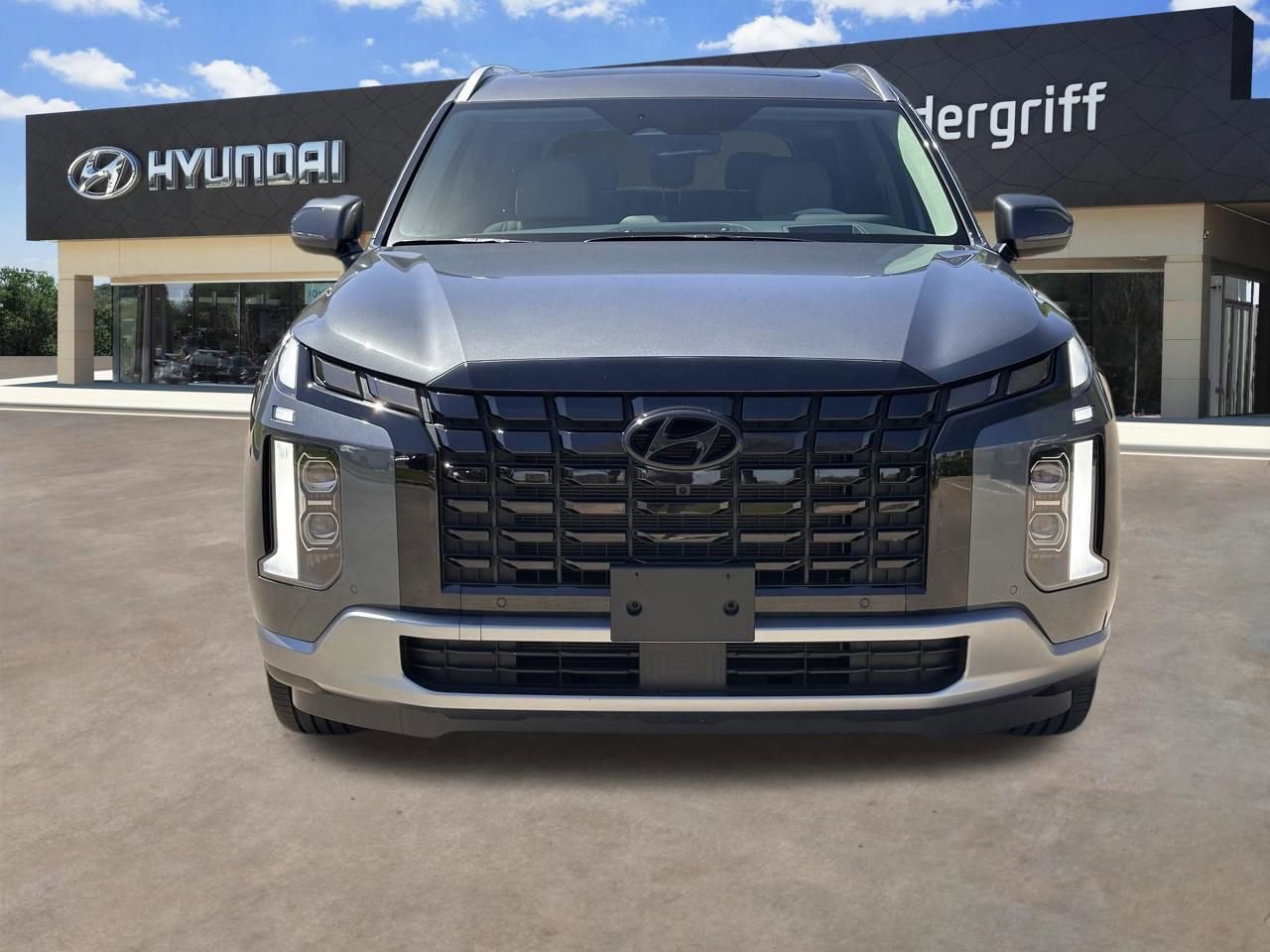 Used 2025 Hyundai Palisade Limited image 3