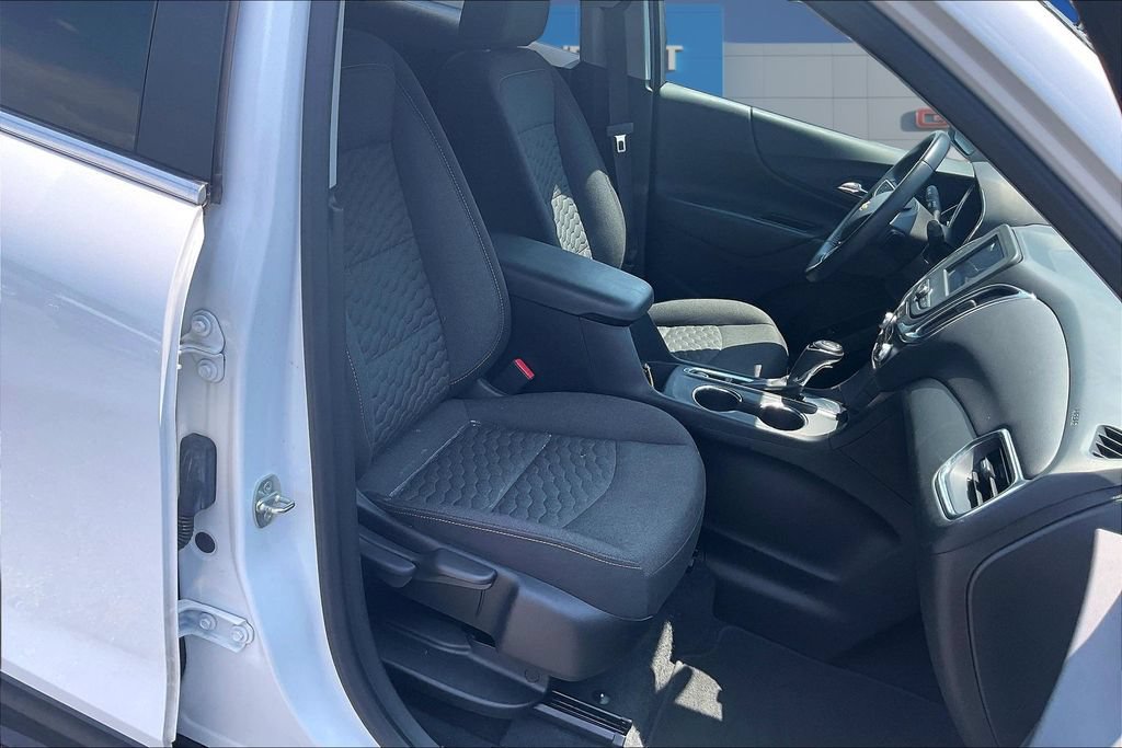 Used 2021 Chevrolet Equinox LT w/ Driver Convenience Package FWD image 28