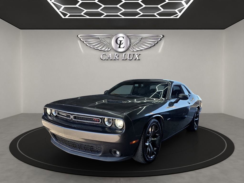 Used 2015 Dodge Challenger R/T w/ Quick Order Package 28B R/T image 2