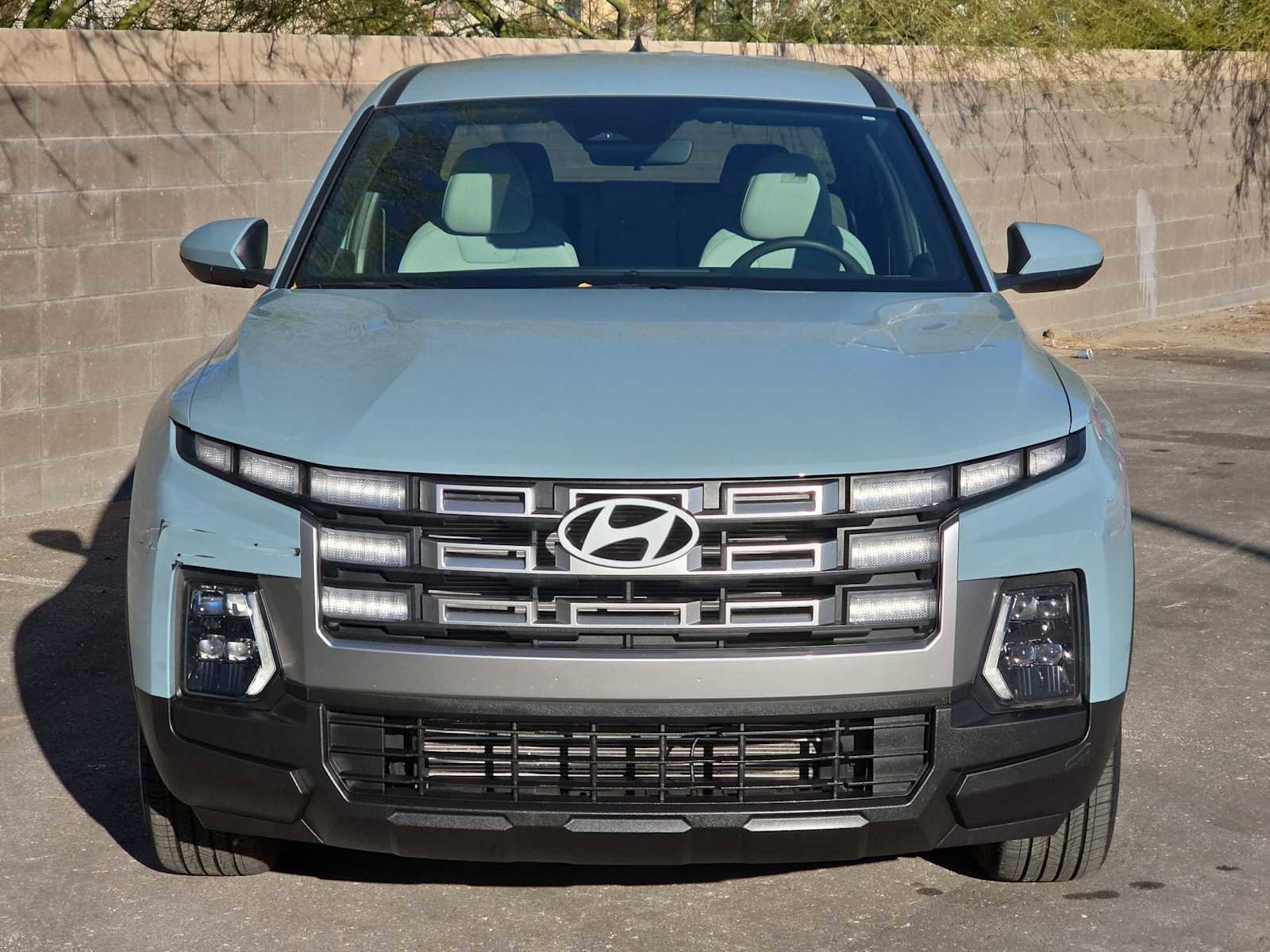 Used 2025 Hyundai Santa Cruz SE image 4