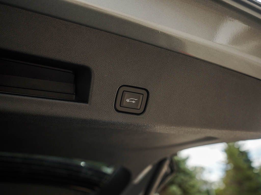 New 2026 Buick Enclave Preferred w/ Power Package image 9