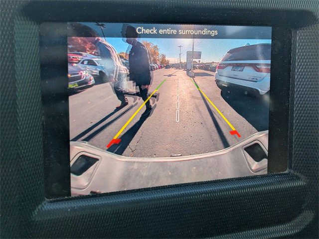 Used 2022 Jeep Gladiator Sport image 18